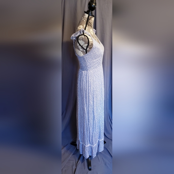 Japna blue with white leaf pattern maxi dress - Picture 3 of 4